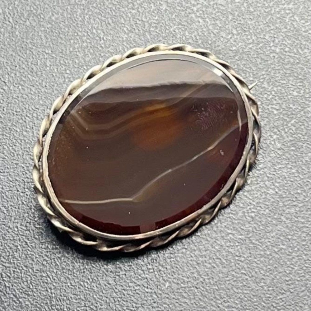 Victorian Sterling Silver Banded Agate Brooch C Clasp - Picture 4 of 7
